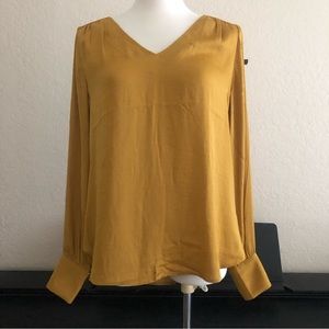 NWOT Maison d’Amelia Golden Color Long Sleeve Blouse